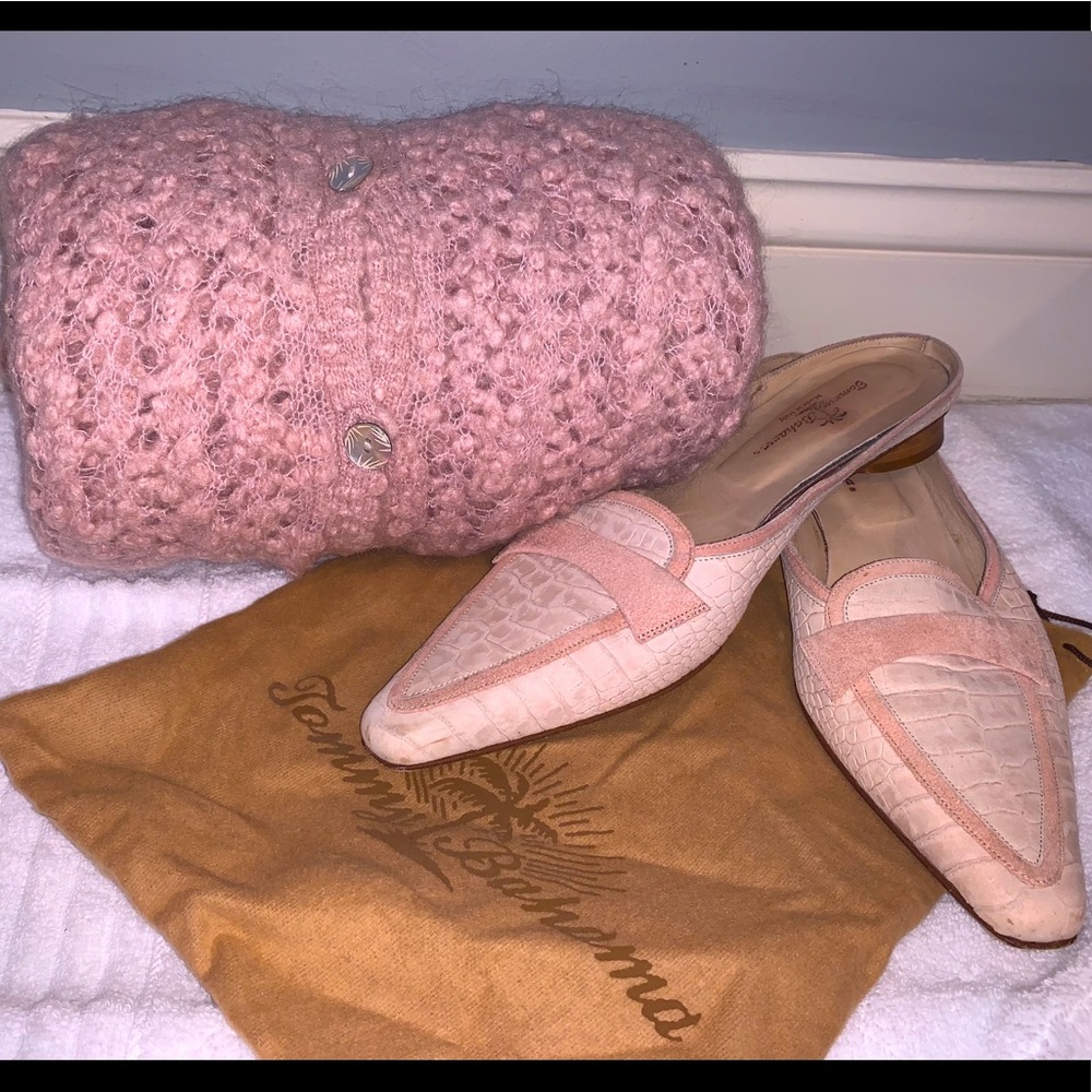 Tommy Bahama Sweater and Mule Set